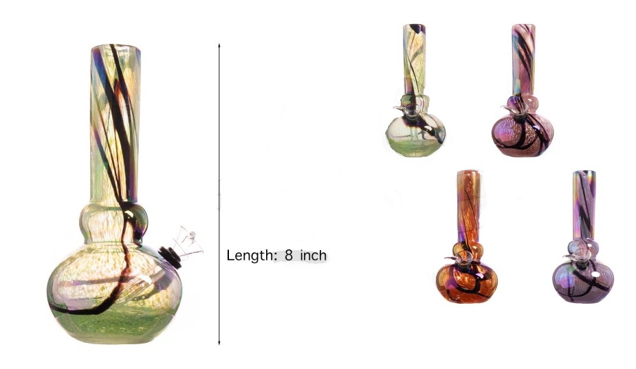 Photograph of product: Glass Pipe | 8" Water Bong