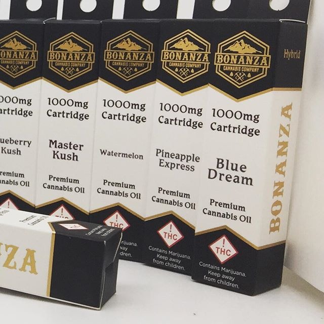 Photograph of product: Bonanza | 500mg | Cartridge | Oui'd | Blueberry Kush