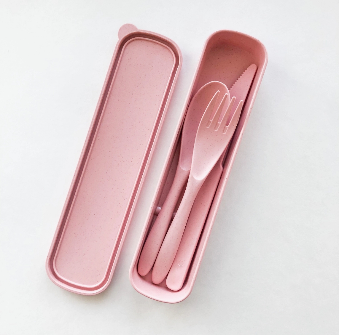 Photograph of product: BIODEGRADABLE REUSABLE WHEAT STRAW CUTLERY  SET | PINK