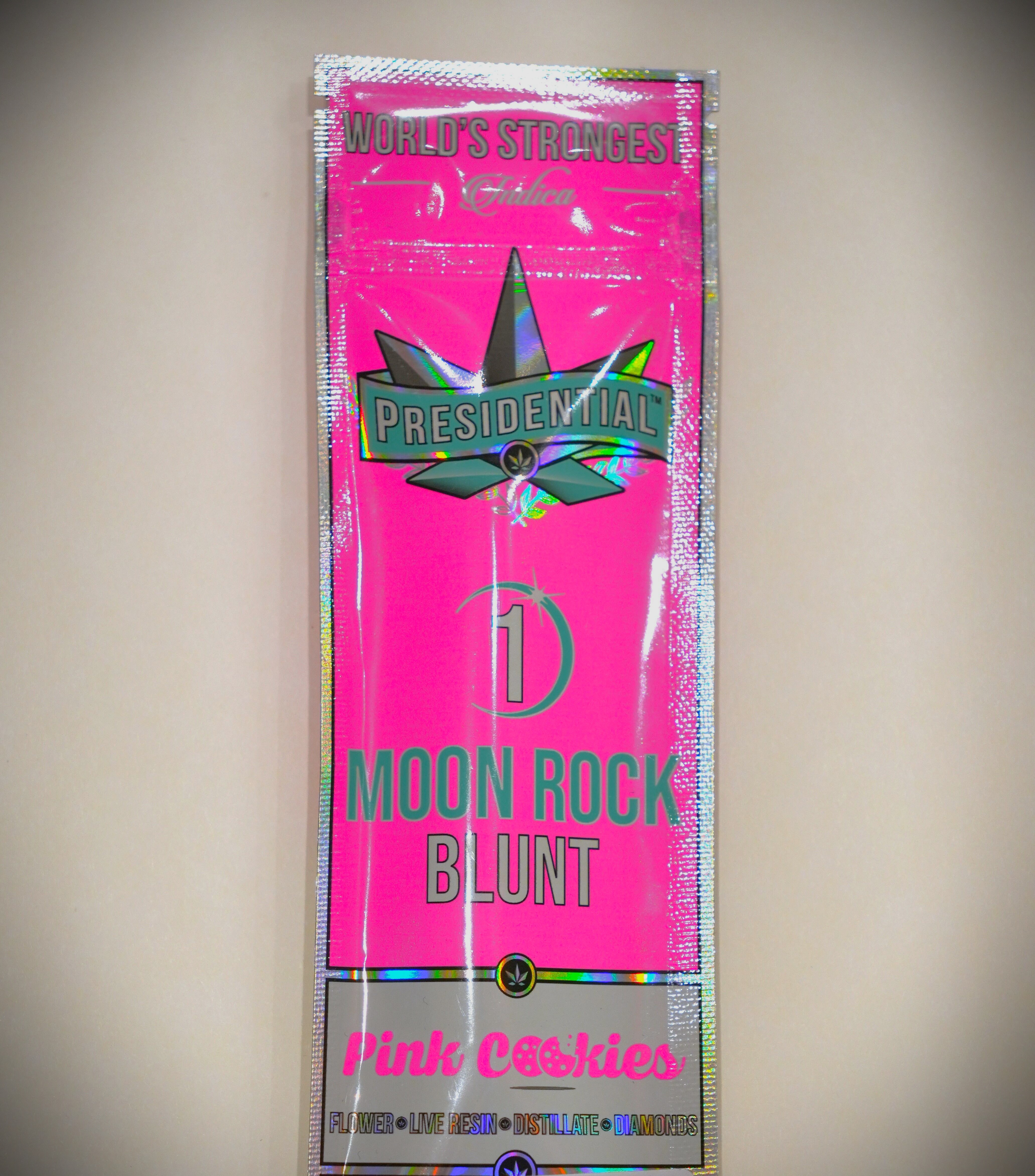 Photograph of Product: Presidental | MoonRock | Pink Cookies | Indica | Blunt