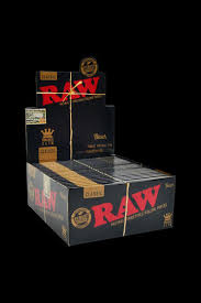 Photograph of product: Raw Black King Size Slim Papers 50ct