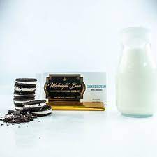 Photograph of product: Midnight Roots Bar - Cookies & Cream White Chocolate - 200mg