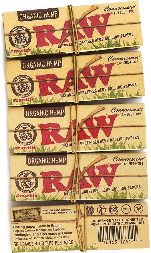 Photograph of product: Raw Connoesseur 1 1/4 Papers & Tips $6 PC-24