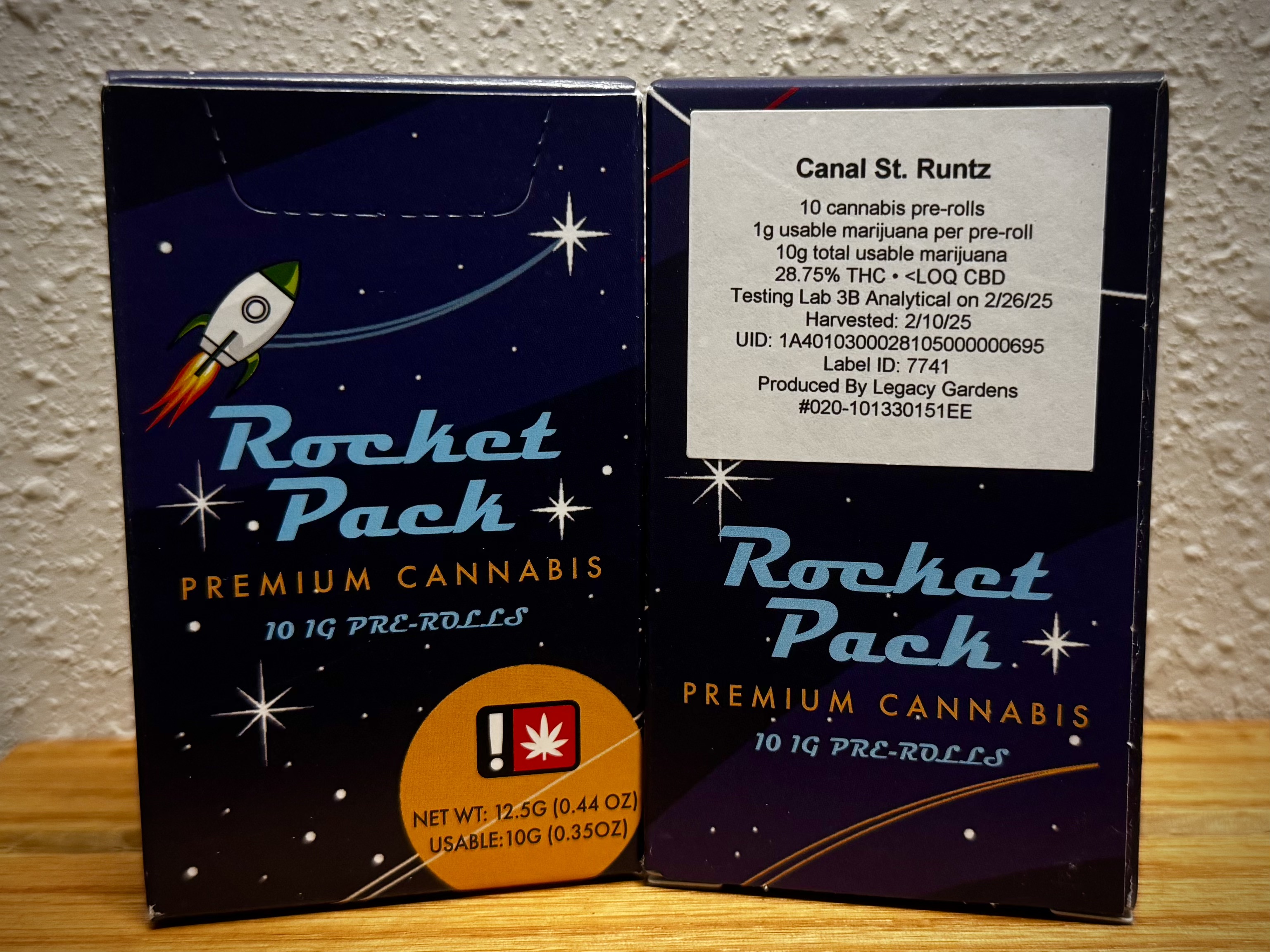 Photograph of product: Orange Runtz 10pk Pre-Rolls - Rocket Sticks