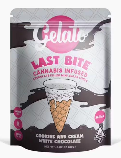 Photograph of product: Gelato Last Bite Cookies & Cream White Chocolate Cones 100mg