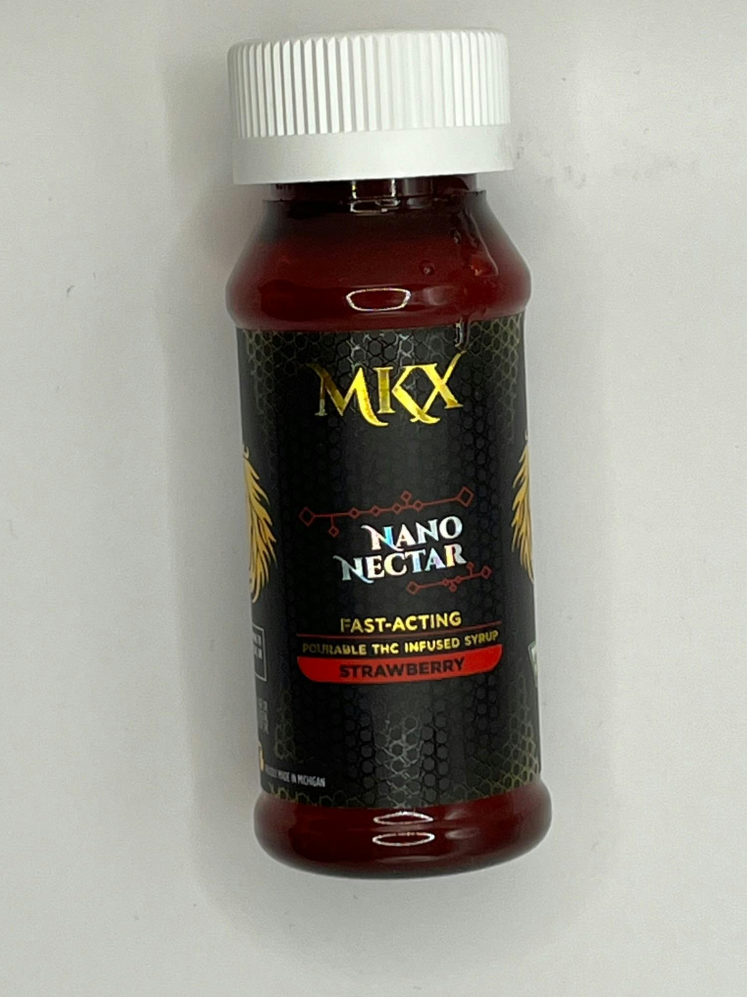 Photograph of product: MKX | STRAWBERRY | INFUSED | NANO NECTAR | 200MG SYRUP