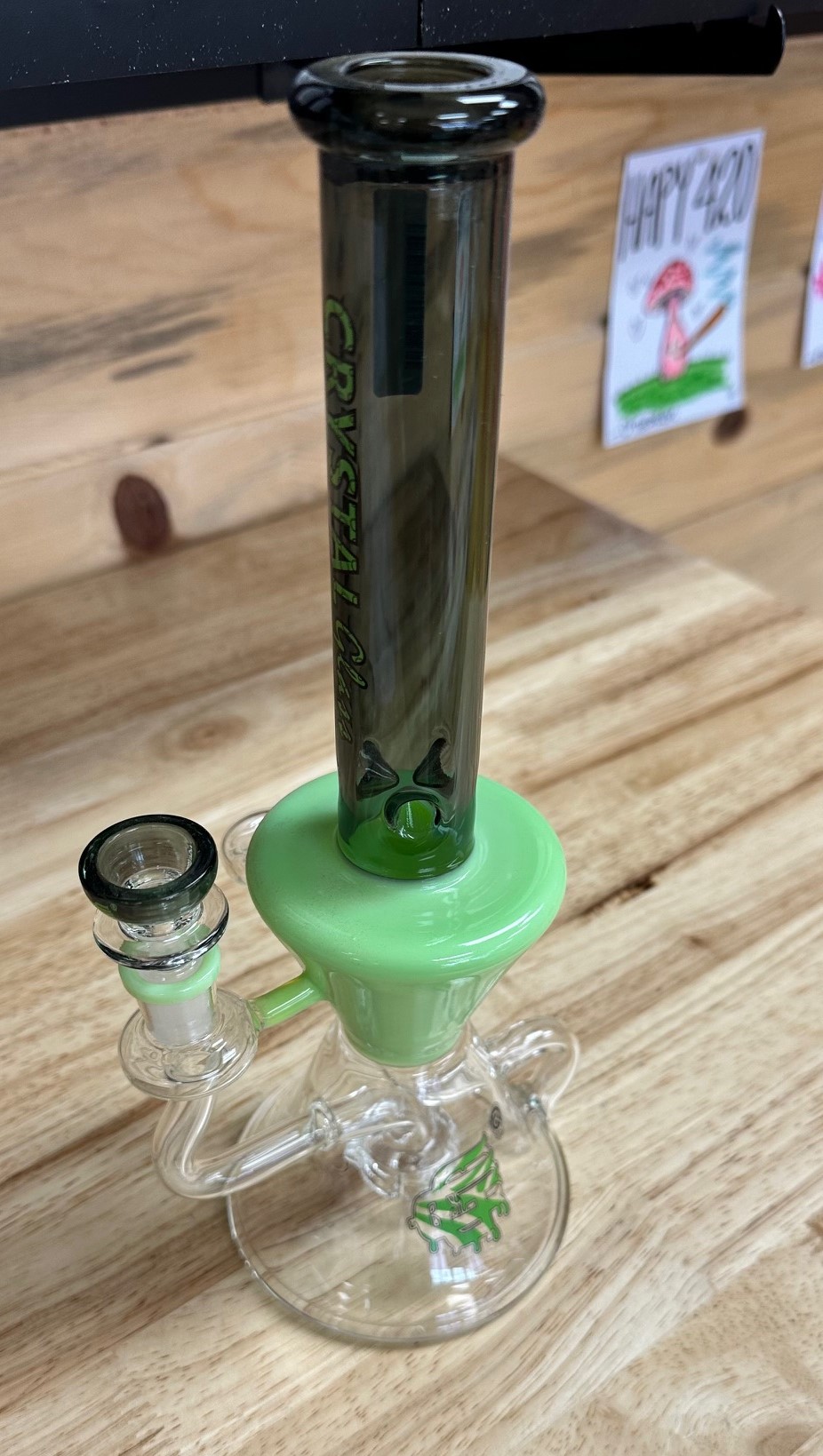 Photograph of product: Bong - Crystal Glass Beaker Base w/Showerhead Perc (Green)