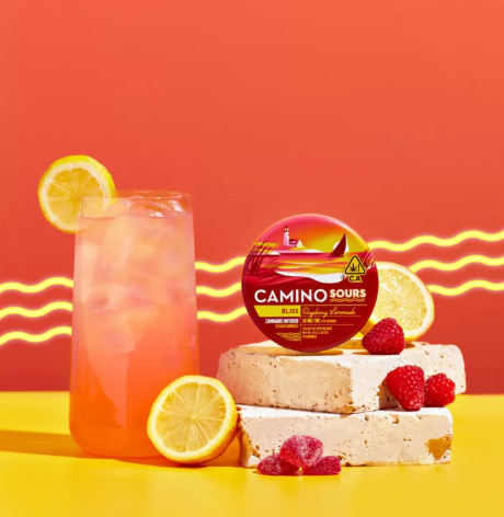 Photograph of product: Gummies | Sour Raspberry Lemonade | 100mg | 20pk | Camino