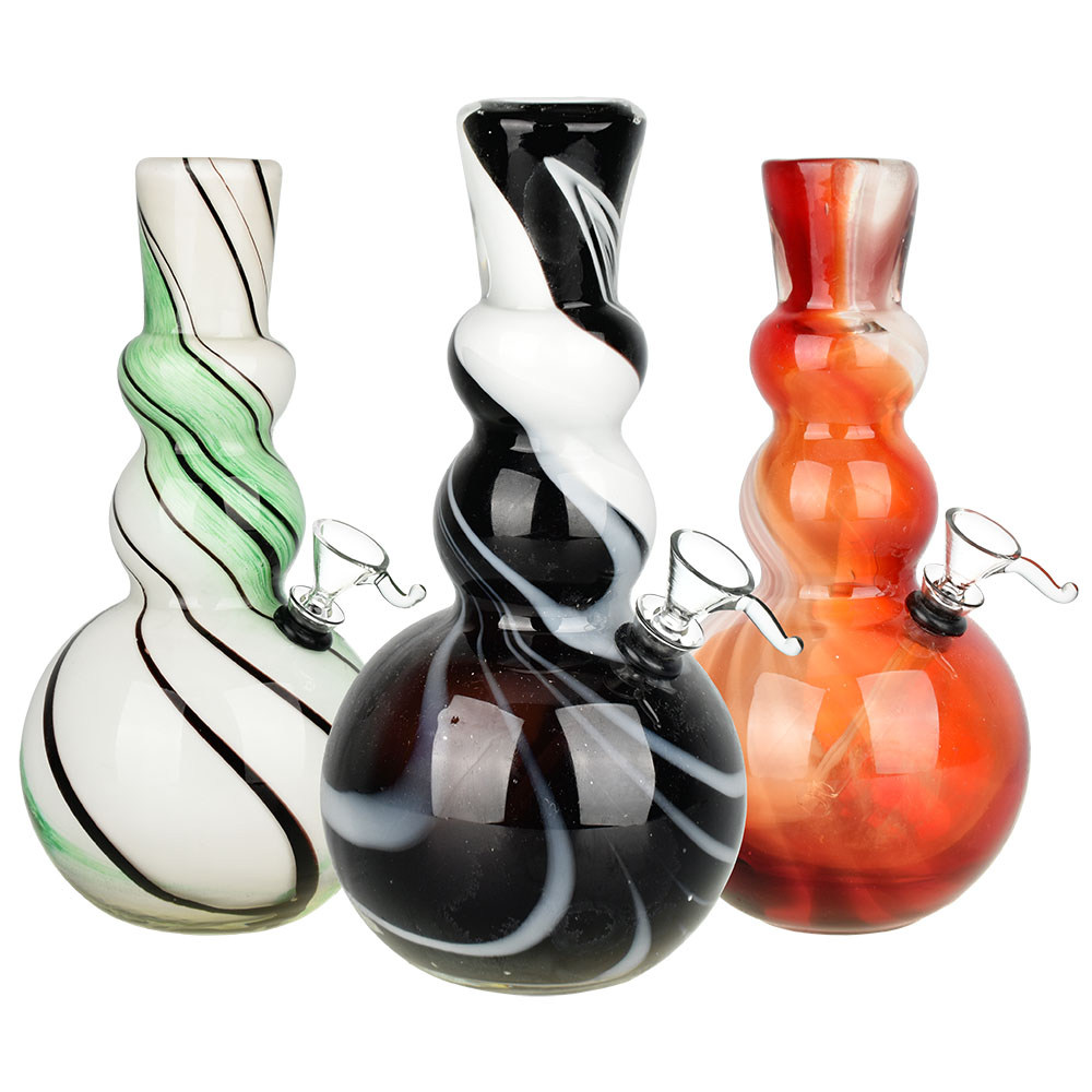 Photograph of product: Bodacious Swirl Glass Waterpipe