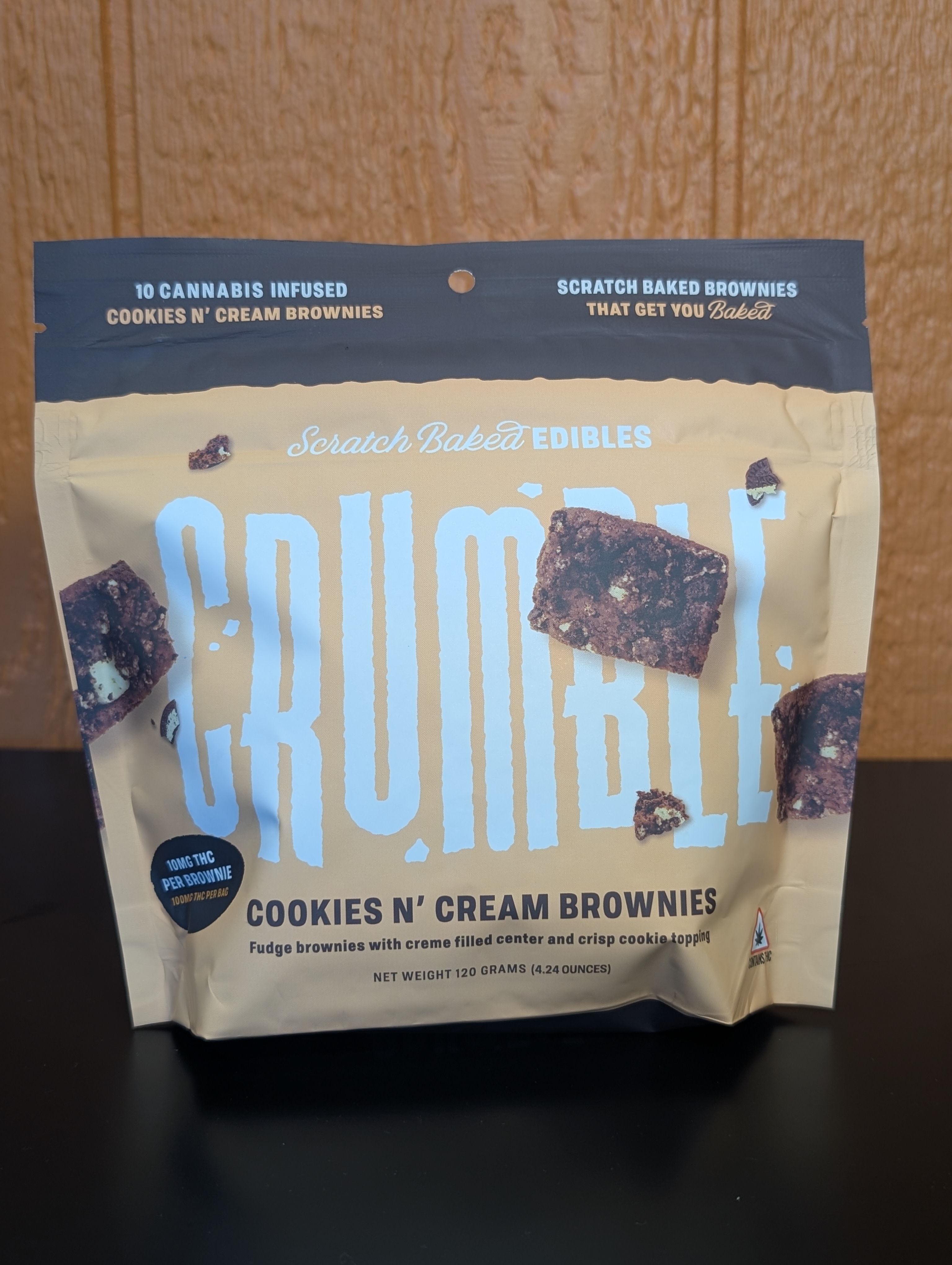 Photograph of product: Crumble | Cookies n Cream | 100MG Brownies
