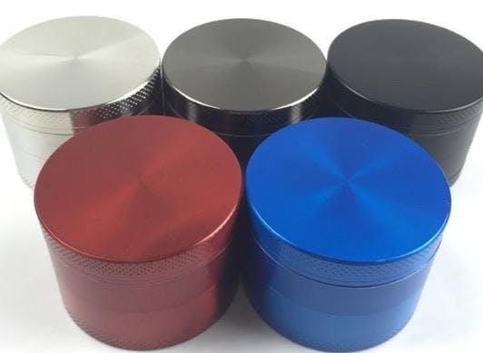 Photograph of product: 4 Piece Zinc Grinder | Assorted Colors
