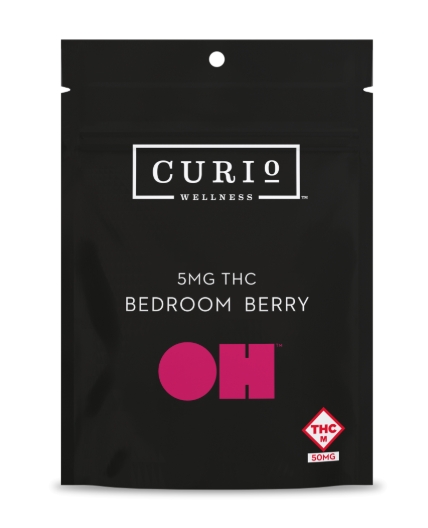 Photograph of product: CURIO - OH - CHEWS - 50MG - 10PK - BEDROOM BERRY - HYBRID