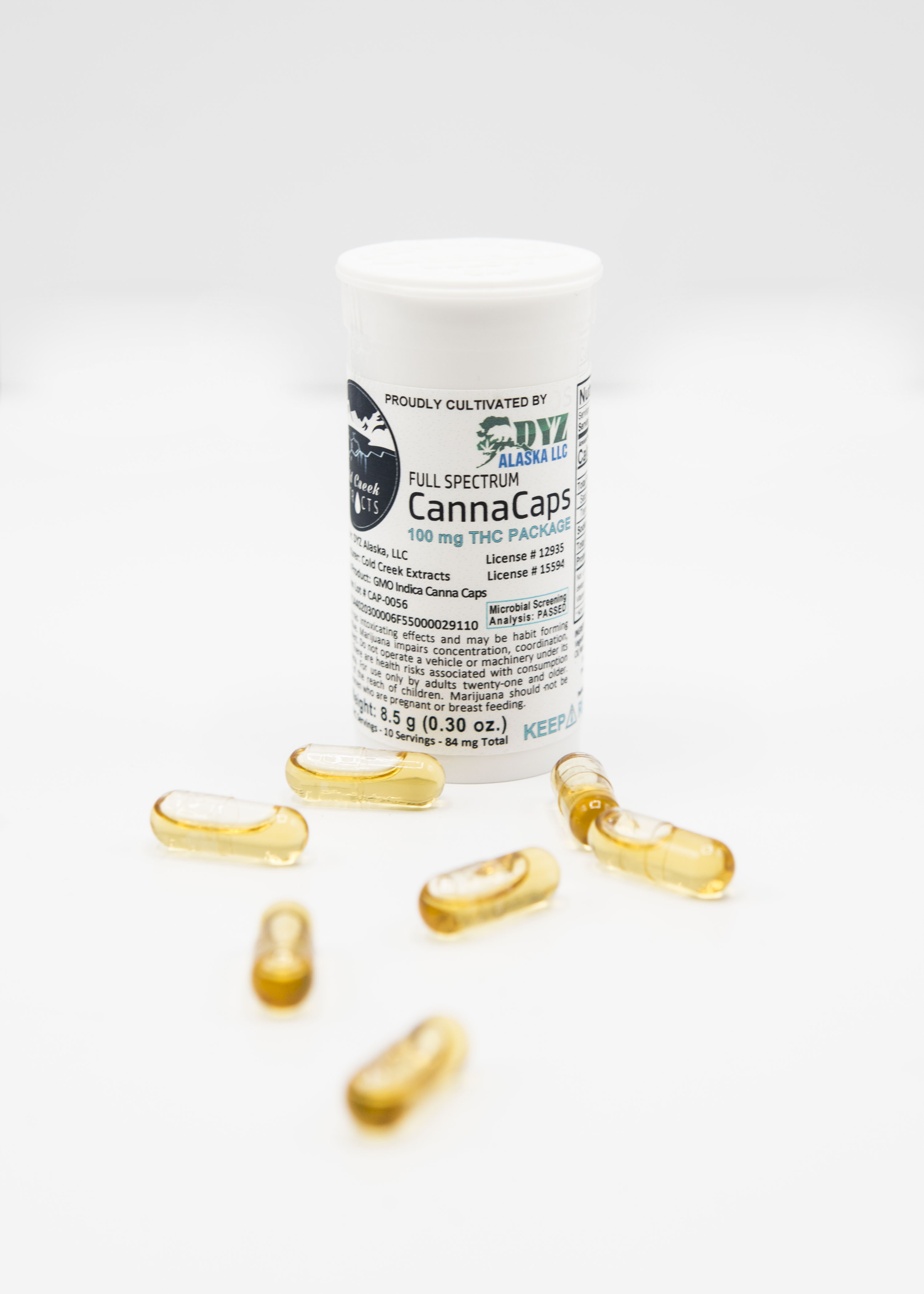 Photograph of product: CannaCaps (Oui'd) - 100mg
