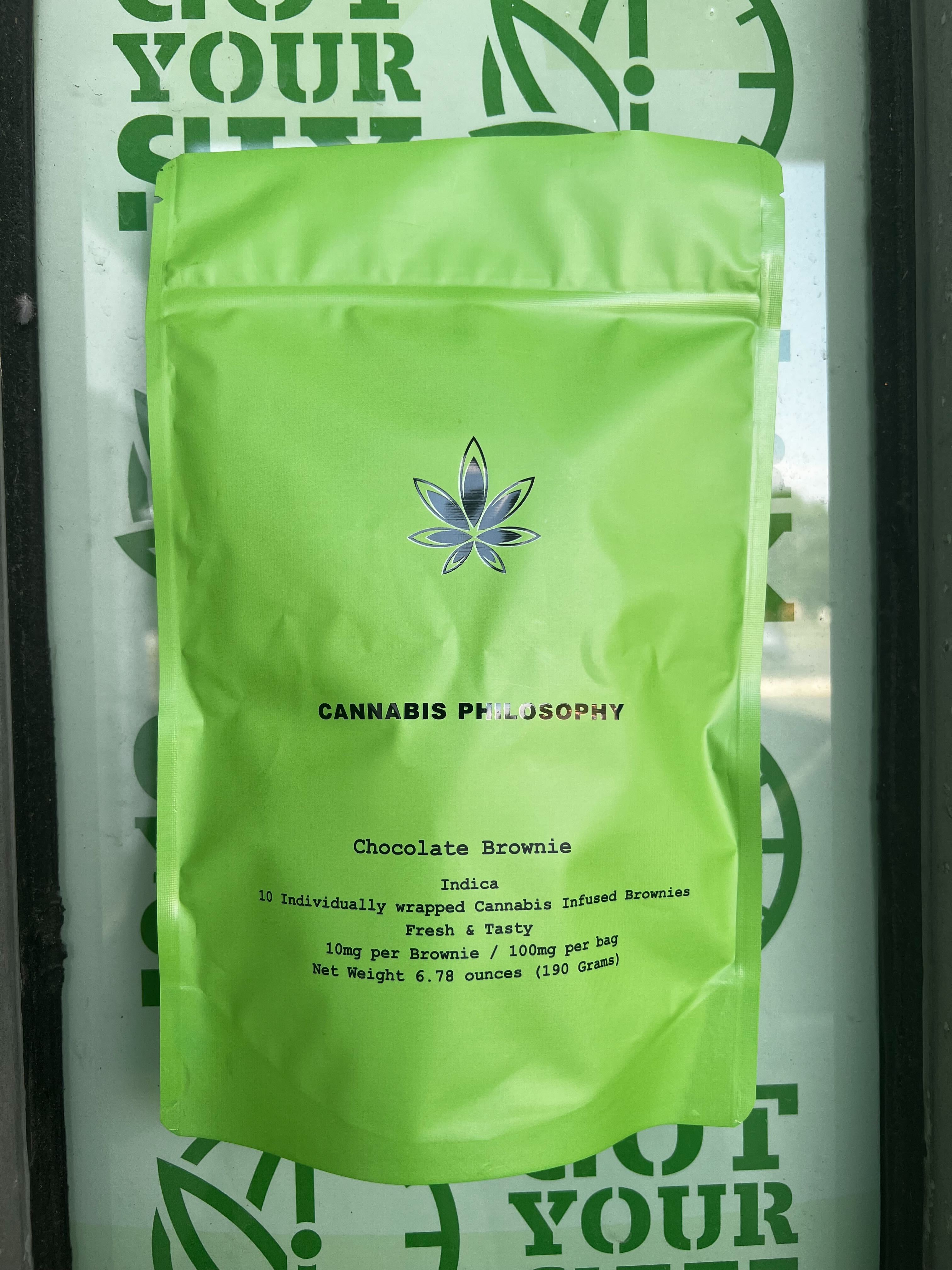 Photograph of product: Oui'd Philosophy | Brownies | 100mg