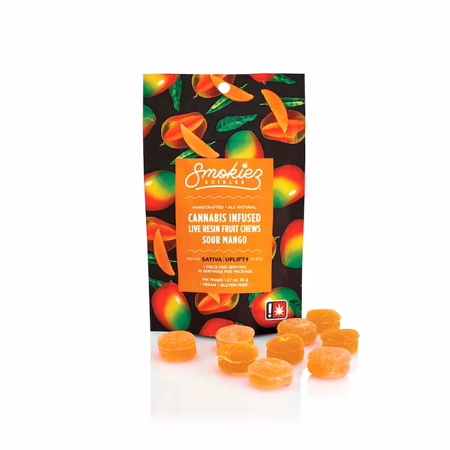 Photograph of product: Smokiez Mango (S) Live Resin Fruit Chews 100mg