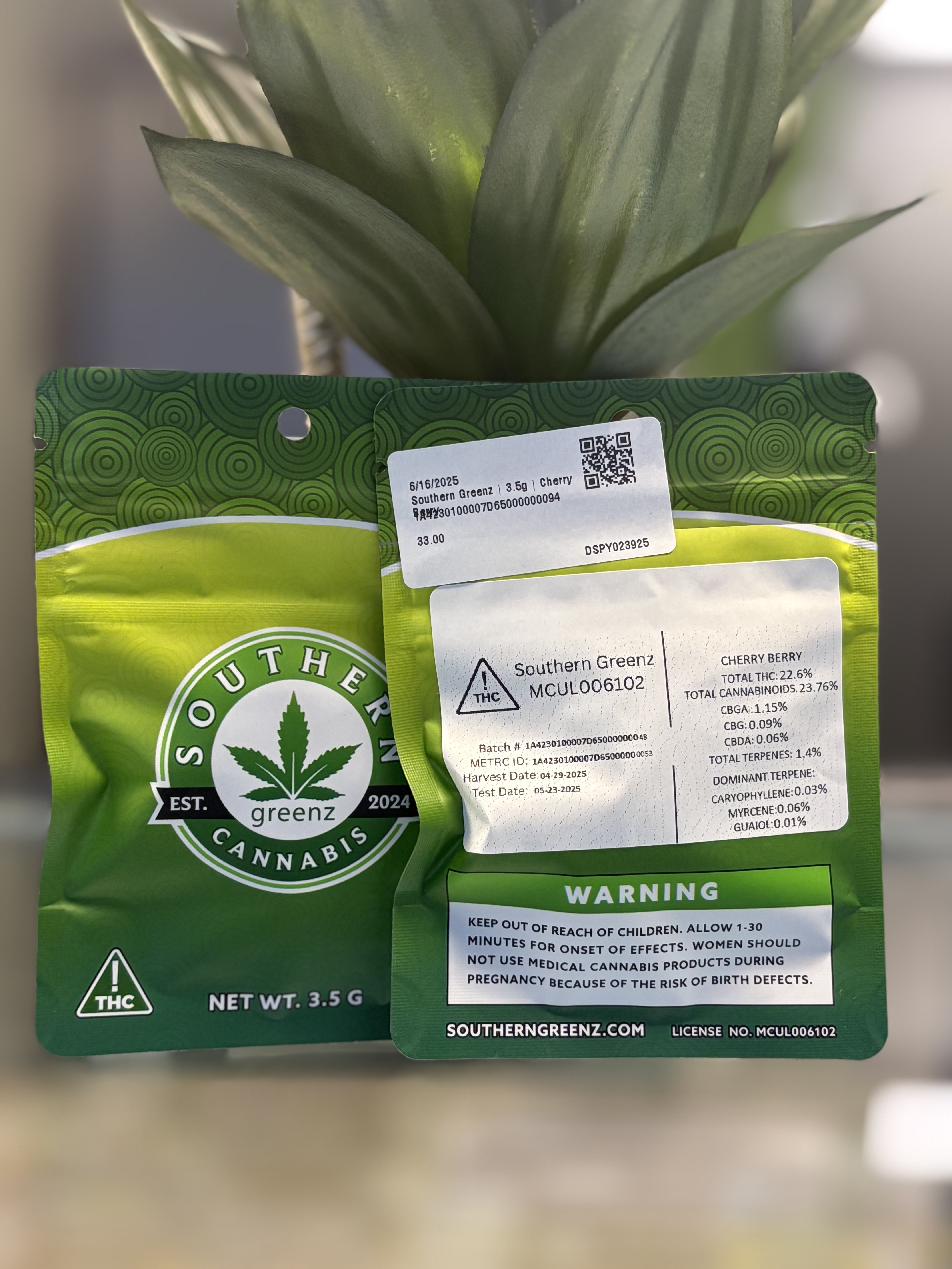 Photograph of Product: Southern Greenz | 3.5g | Cherry Berry