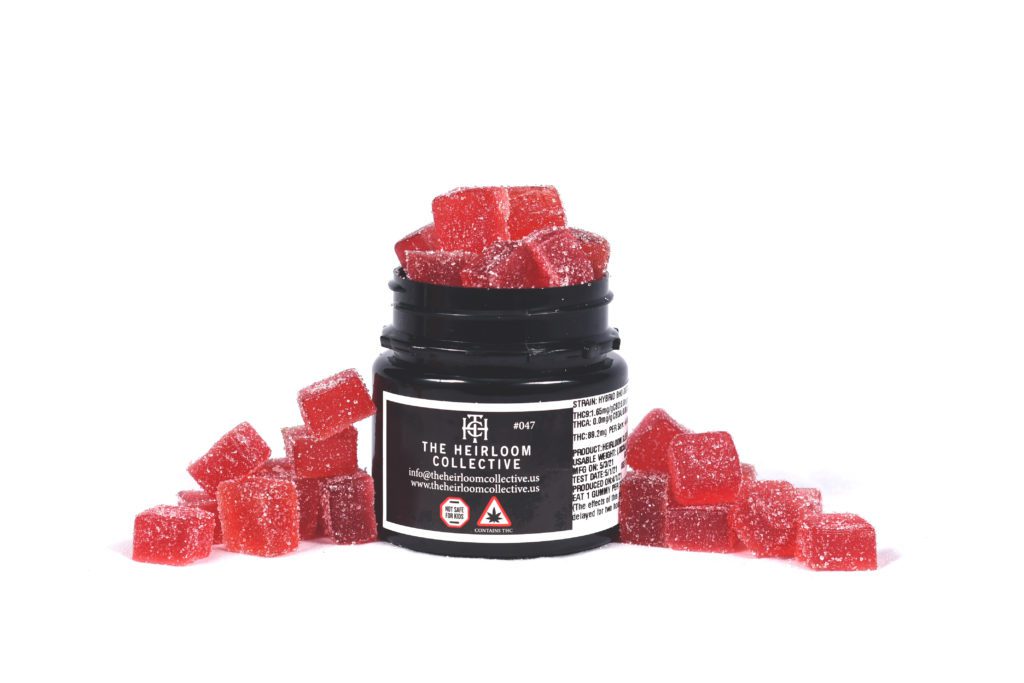 Photograph of product: Sleep Cubes 1:1 TH-oui:CBN 100mg The Heirloom Collective