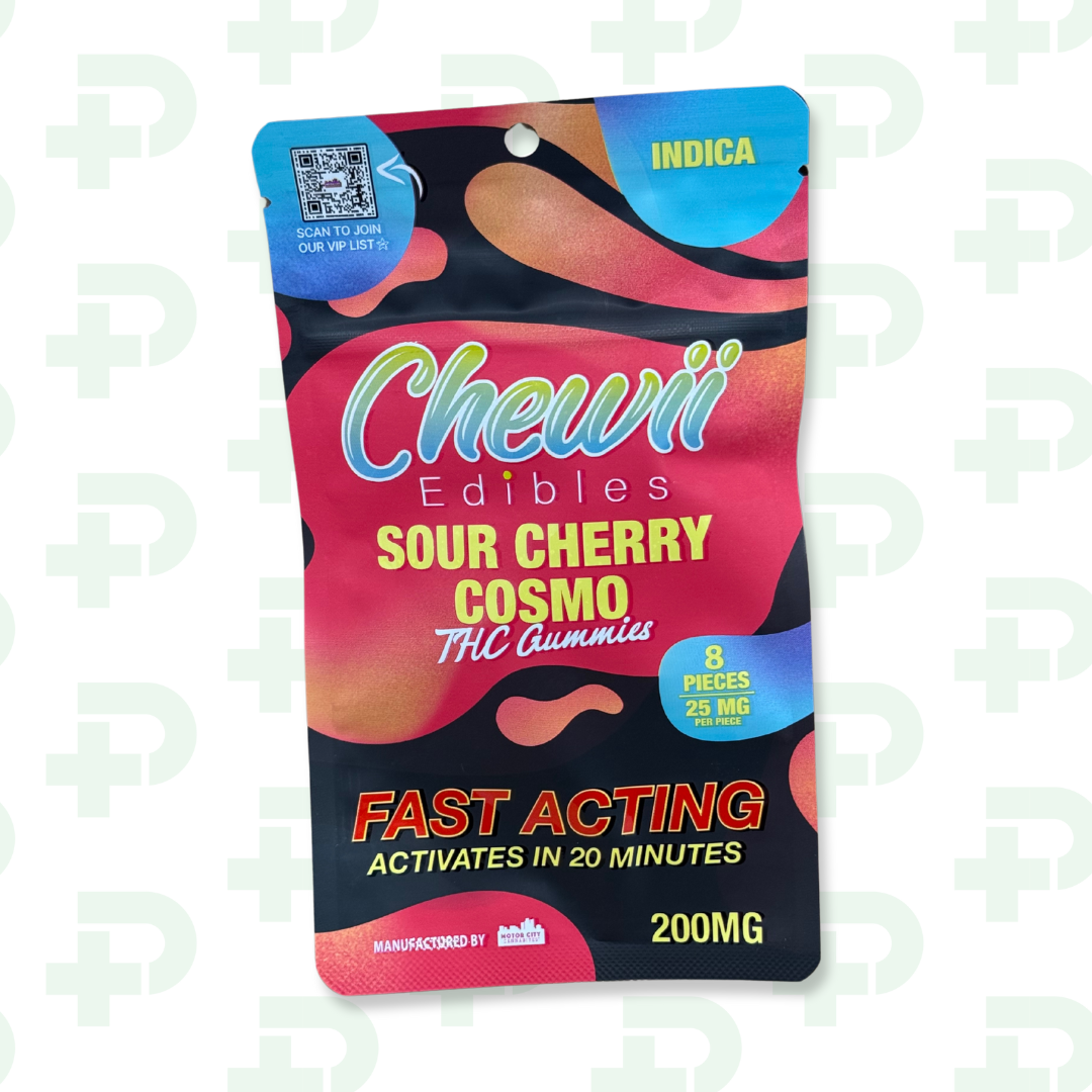 Photograph of product: Chewii 200mg Gummies - Sour Cherry Cosmo