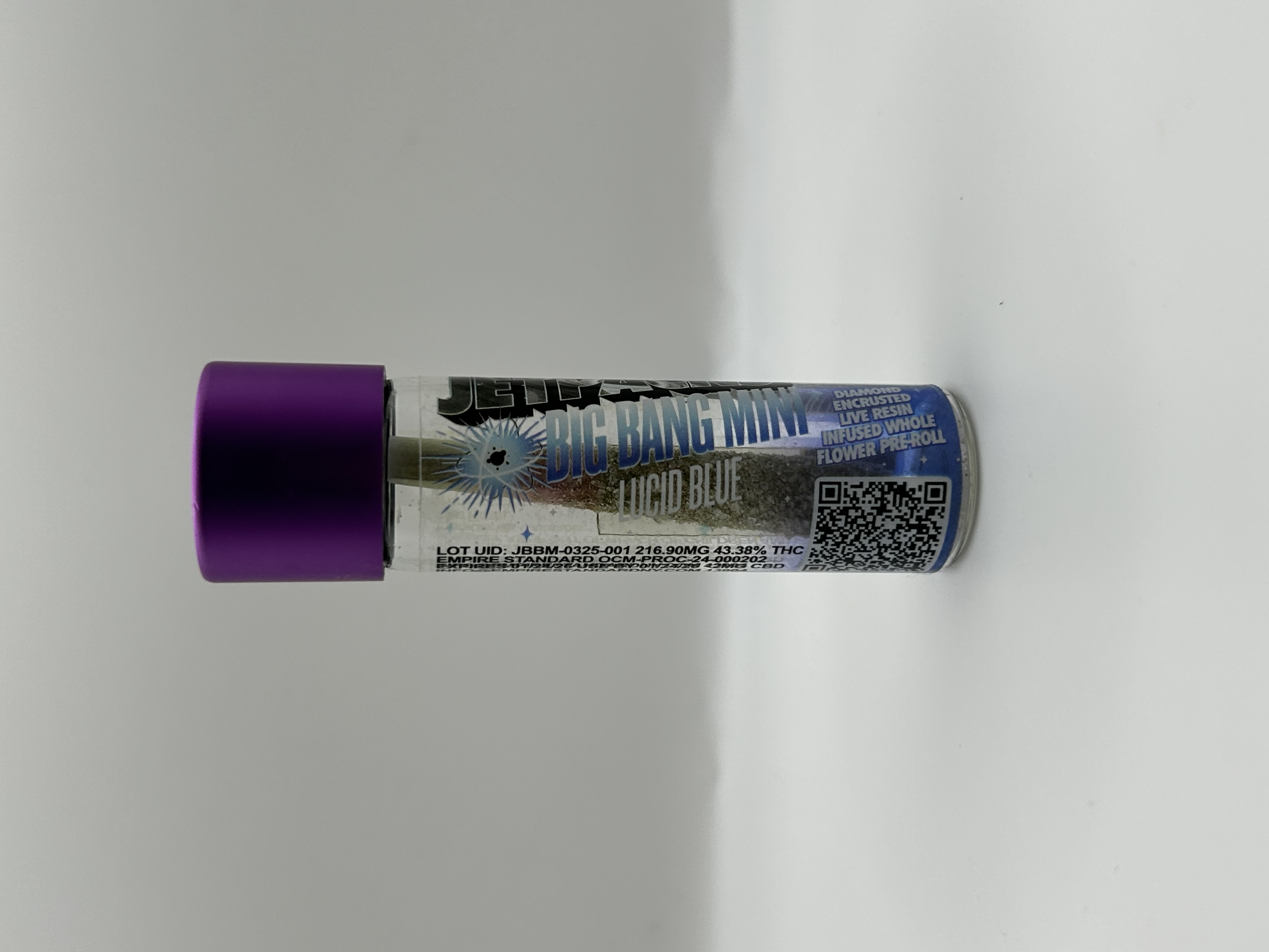 Photograph of product: Jetpacks | Lucid Blue | Live Resin Infused Mini Preroll
