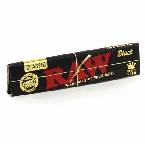 Photograph of product: Classic Black Papers | King Slim