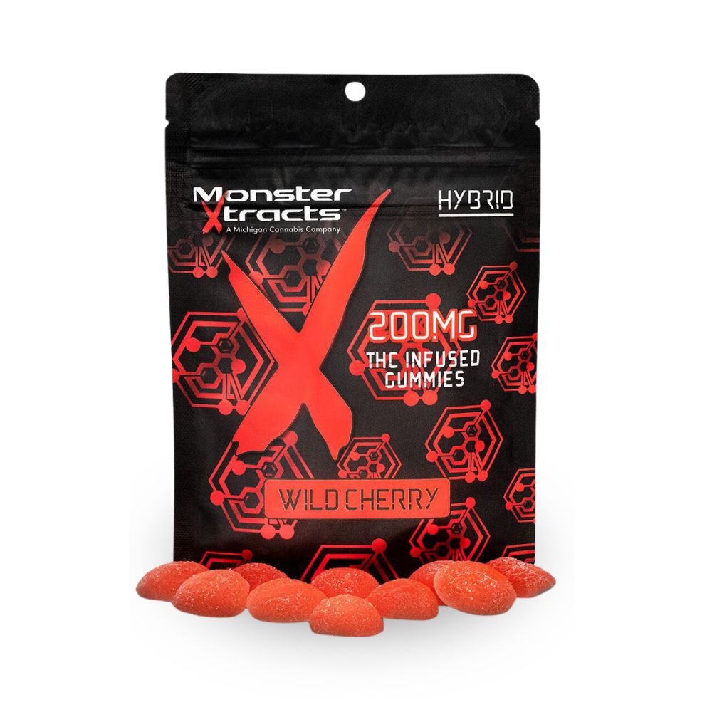 Photograph of product: Monster X | Strawberry Banana | 200mg 1:1 TH-oui/CBG Gummies