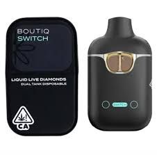 Photograph of product: Boutiq - 1g Dual Tank AIO (Green Magic x Kiwi-Z) - 