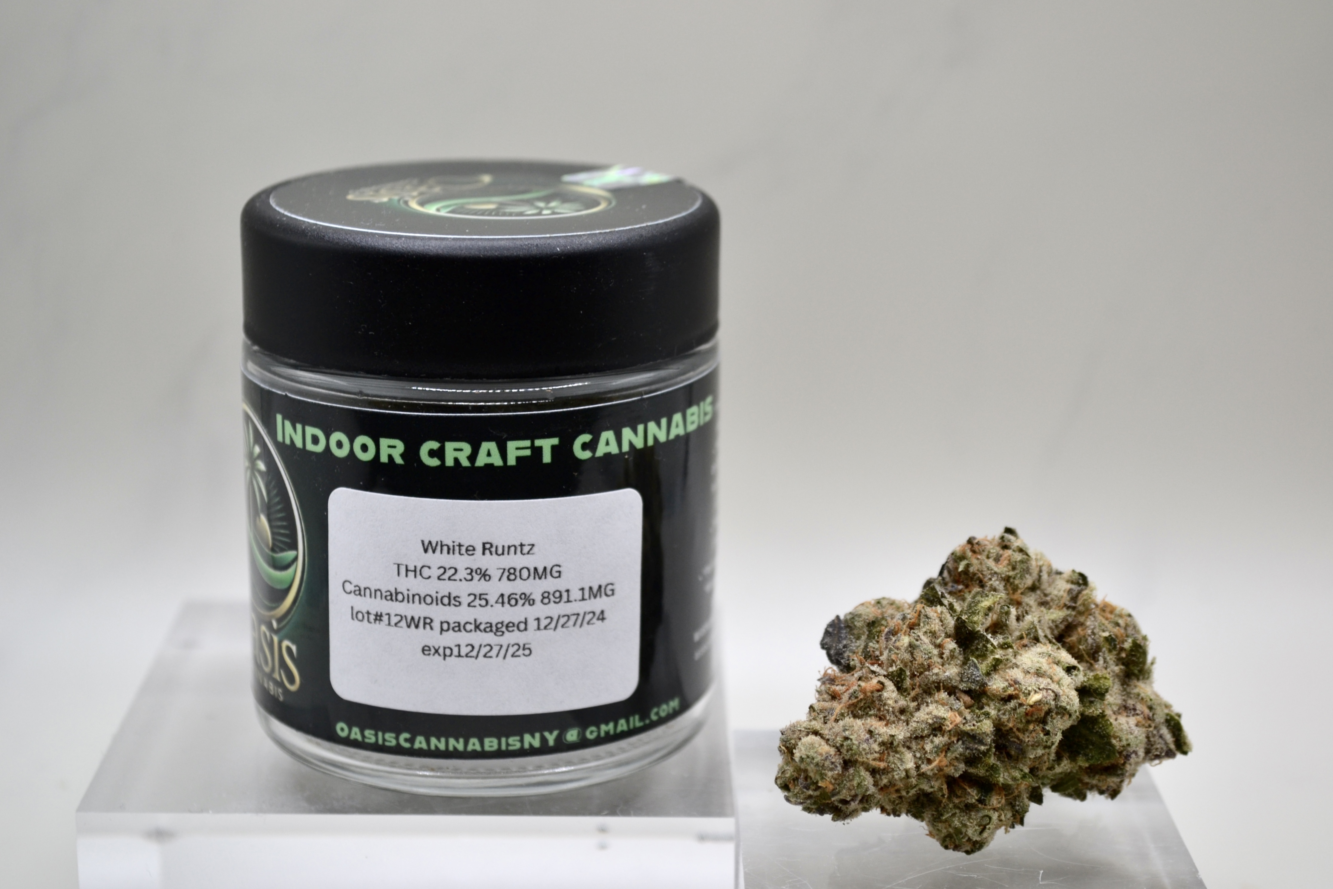 Photograph of product: Oasis Oui'd - White Runtz - 3.5g