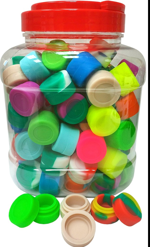 Photograph of product: Silicone Concentrate Container | Puck