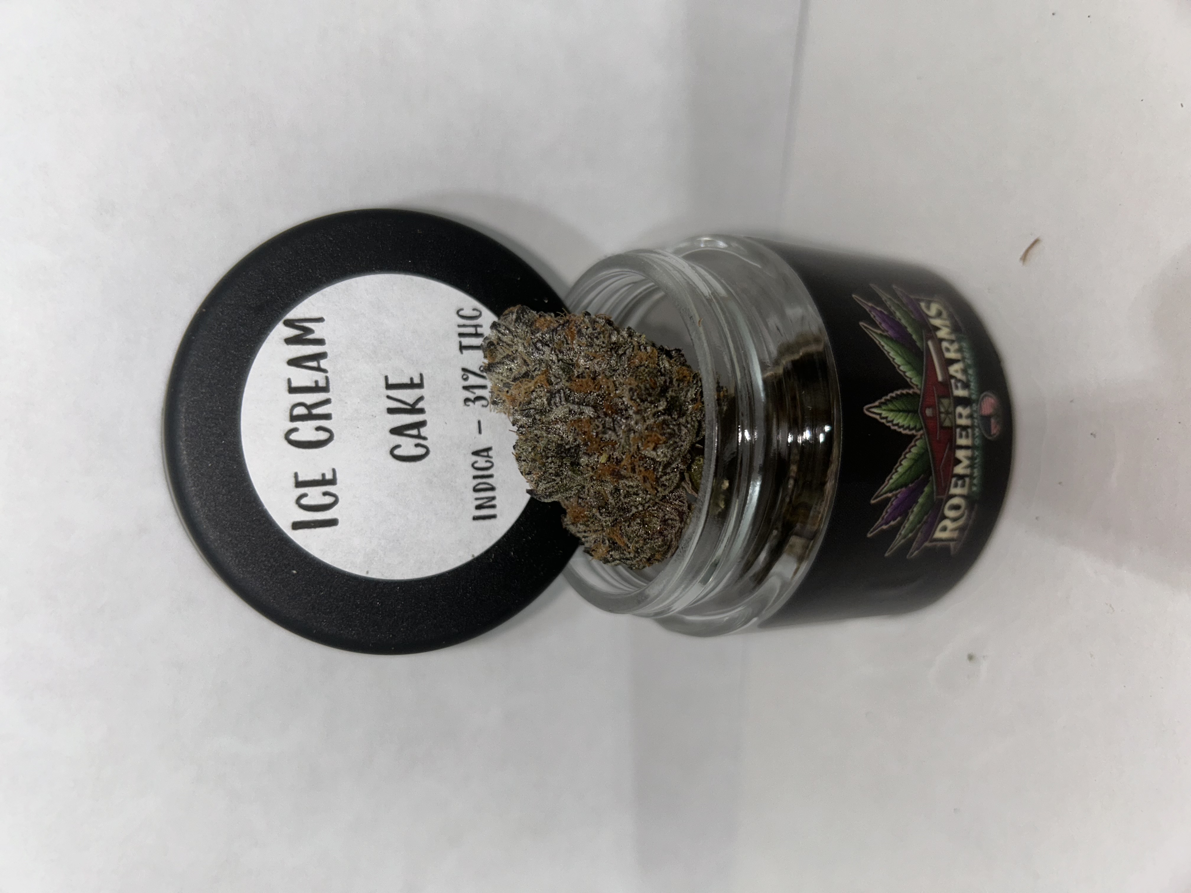 Photograph of product: Roemer Farms - Ice Cream Cake - 3.5g