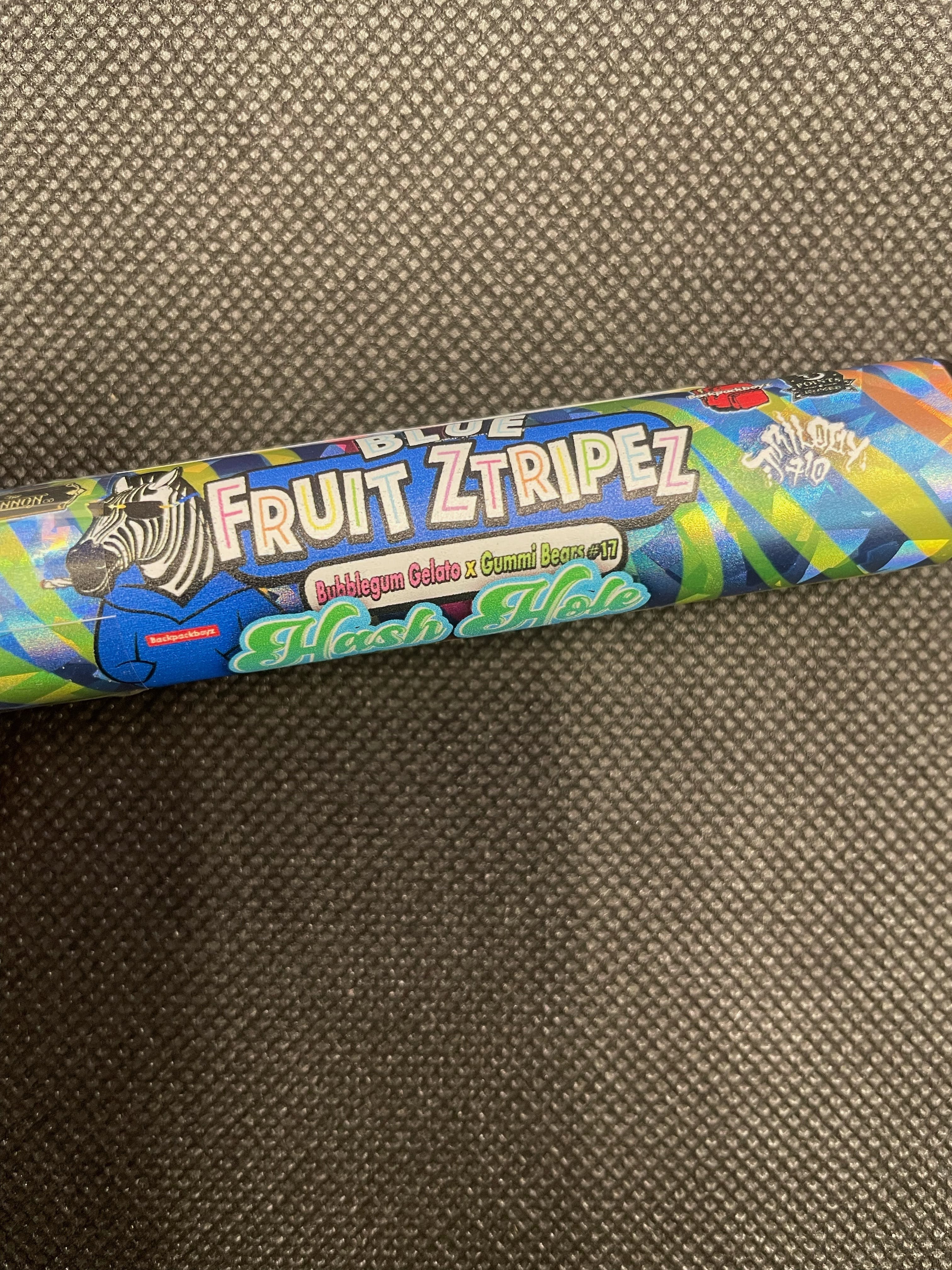 Photograph of product: Blue Fruit Ztripez x Garlic Beltz au chocolat Hole 1.5g | Backpack Boyz x Trilogy 710