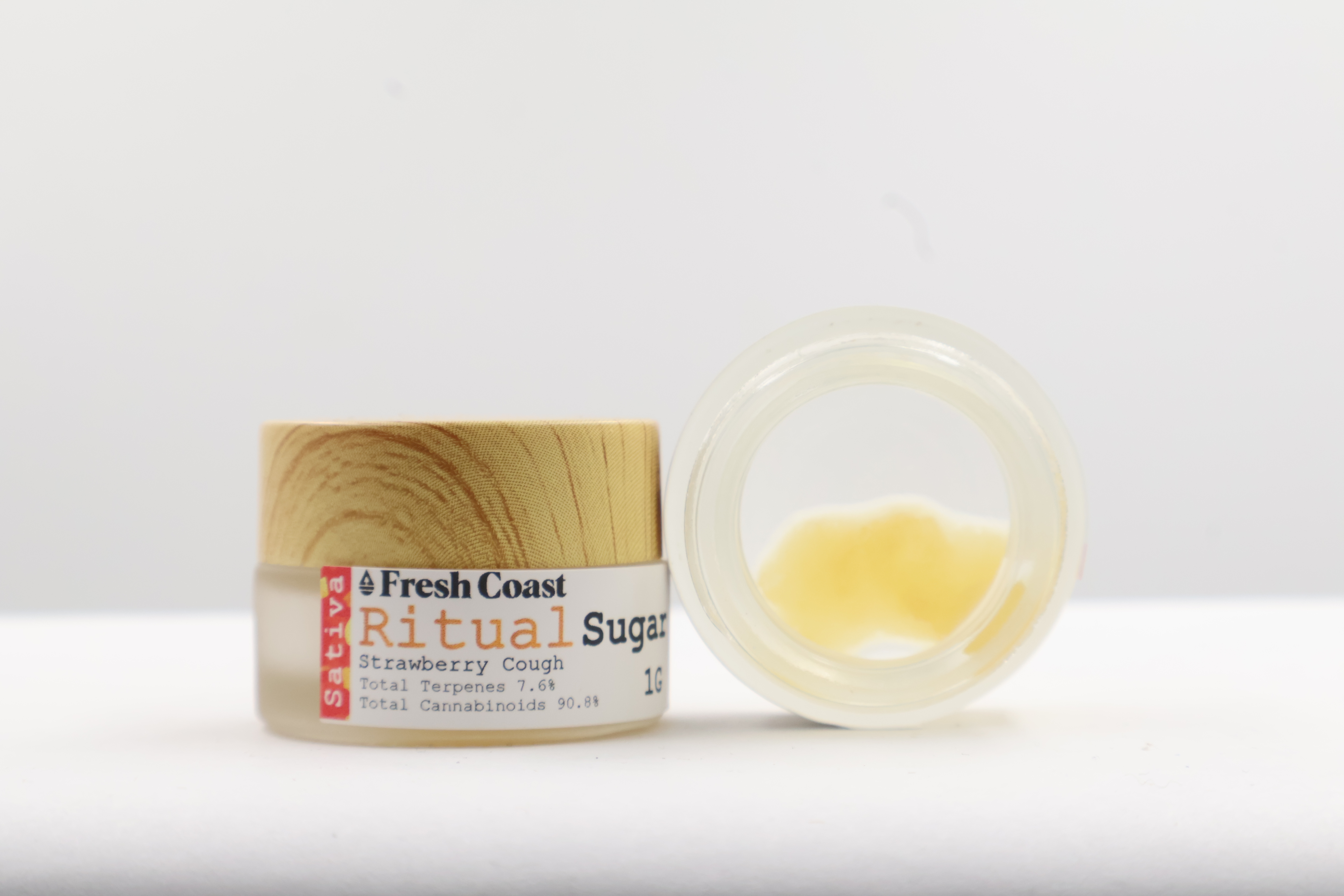 Photograph of product: Concentrate - Fresh Coast - Strawberry Cough - (Oui'd) - (Ritual Batter) - 77.53% TH-oui