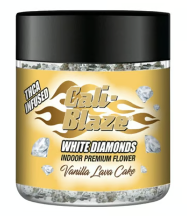 Photograph of product: Cali Blaze Vanilla Lava Cake White Diamond Infused - 3.5g