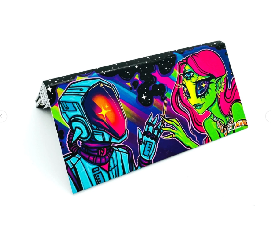 Photograph of product: ZZZ's Collective - King Size "Space Lovers" Slim Papers (32 Count + Filters)