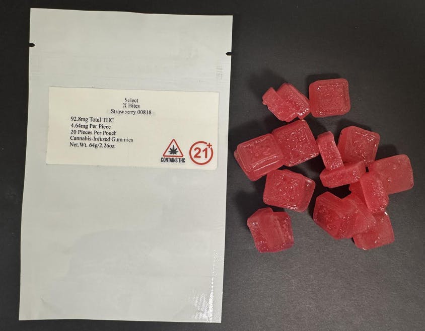 Photograph of product: Select X Bites Strawberry - 00818
