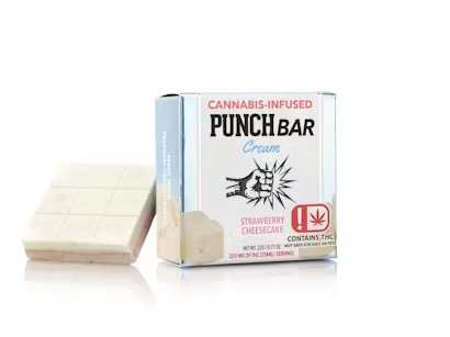 Photograph of product: Punch Bar | Strawberry Cheesecake | 225mg