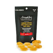 Photograph of product: Smokiez 10mg 1:1 Sour Tropical Fruit Chews - 100mg TH-oui : 100 CBD