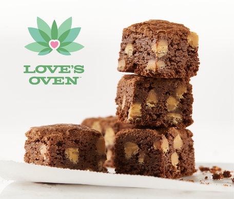 Photograph of product: Love's Oven: Peanut Butter Brownies Hybrid 100mg
