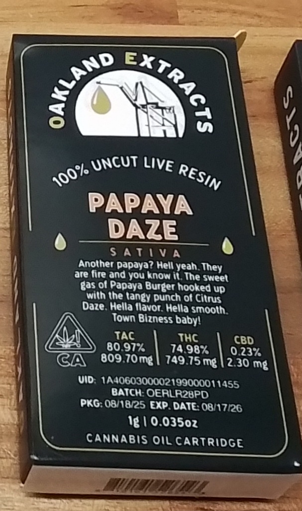 Photograph of product: Oakland Extracts | Papaya Daze