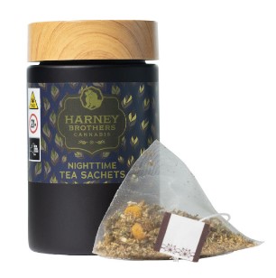 Photograph of product: Harney Brother Oui'd - Tea Bags - Nighttime - Chamomile Mint 5 Sachet - 40mg