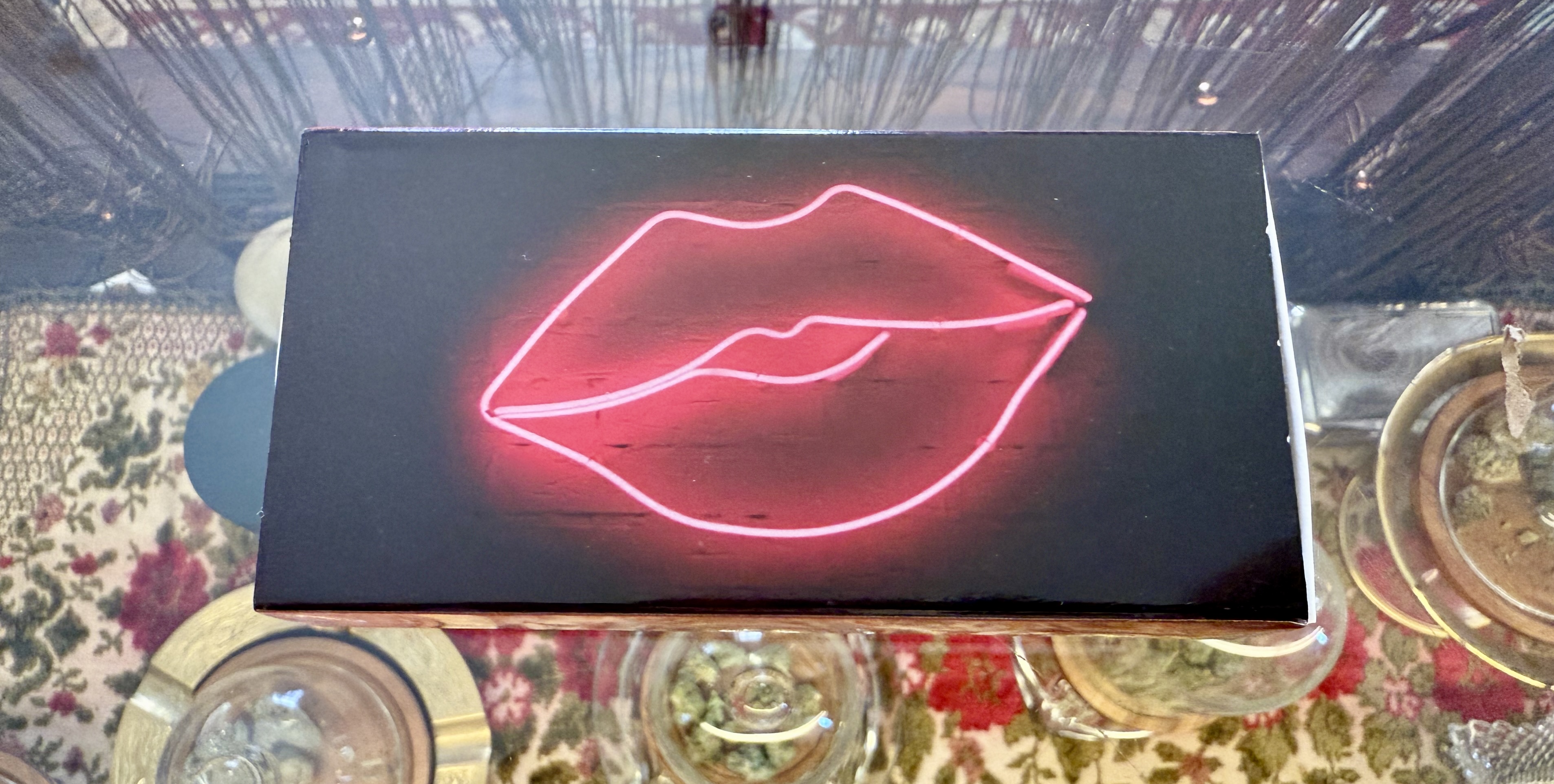 Photograph of product: High Jimmie | Lips | 50ct | Box Matches