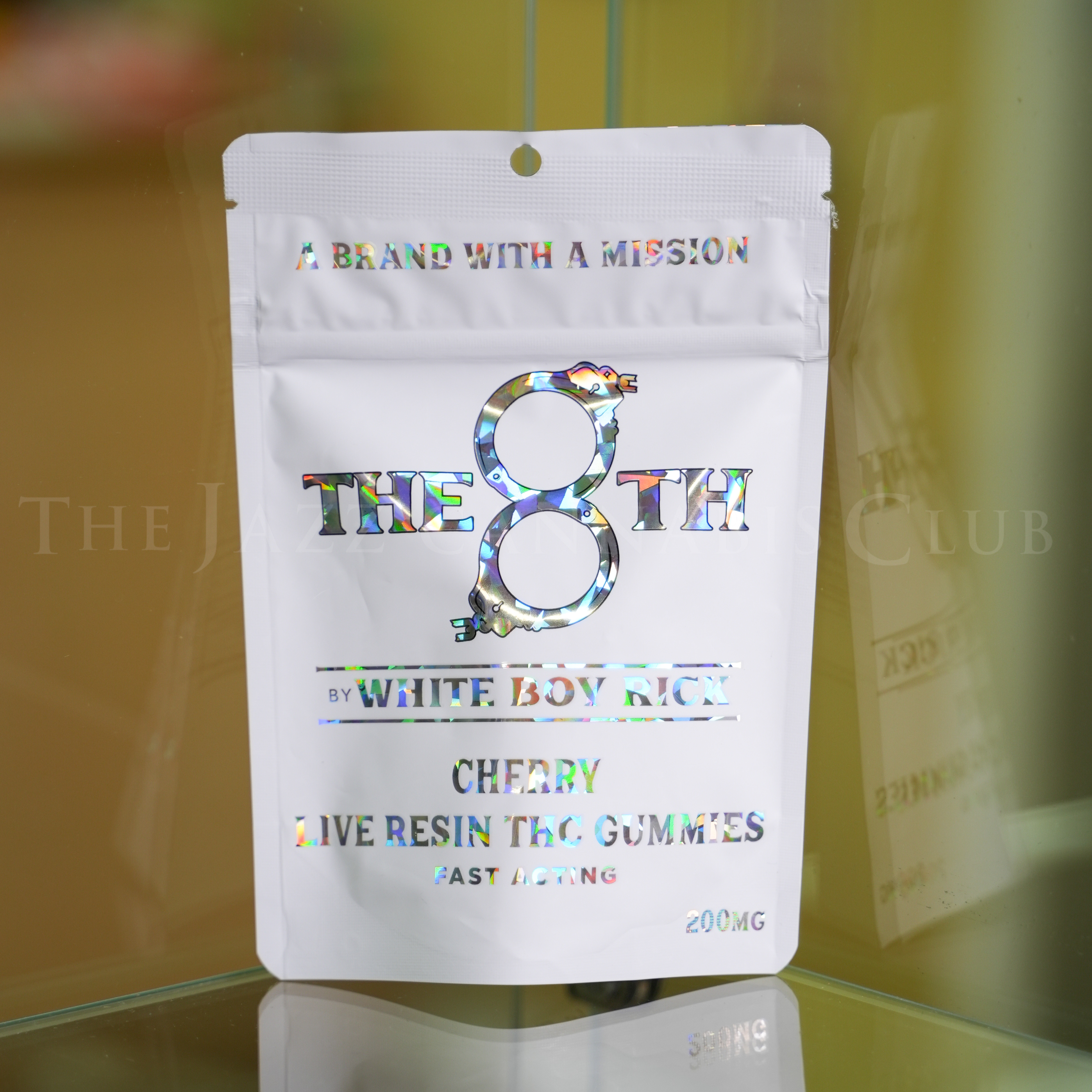 Photograph of product: The 8th White Boy Rick - 200mg Live Resin Gummies Cherry