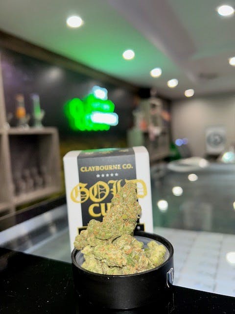 Photograph of product: Lemon Drop Top Gold Cuts - 3.5g