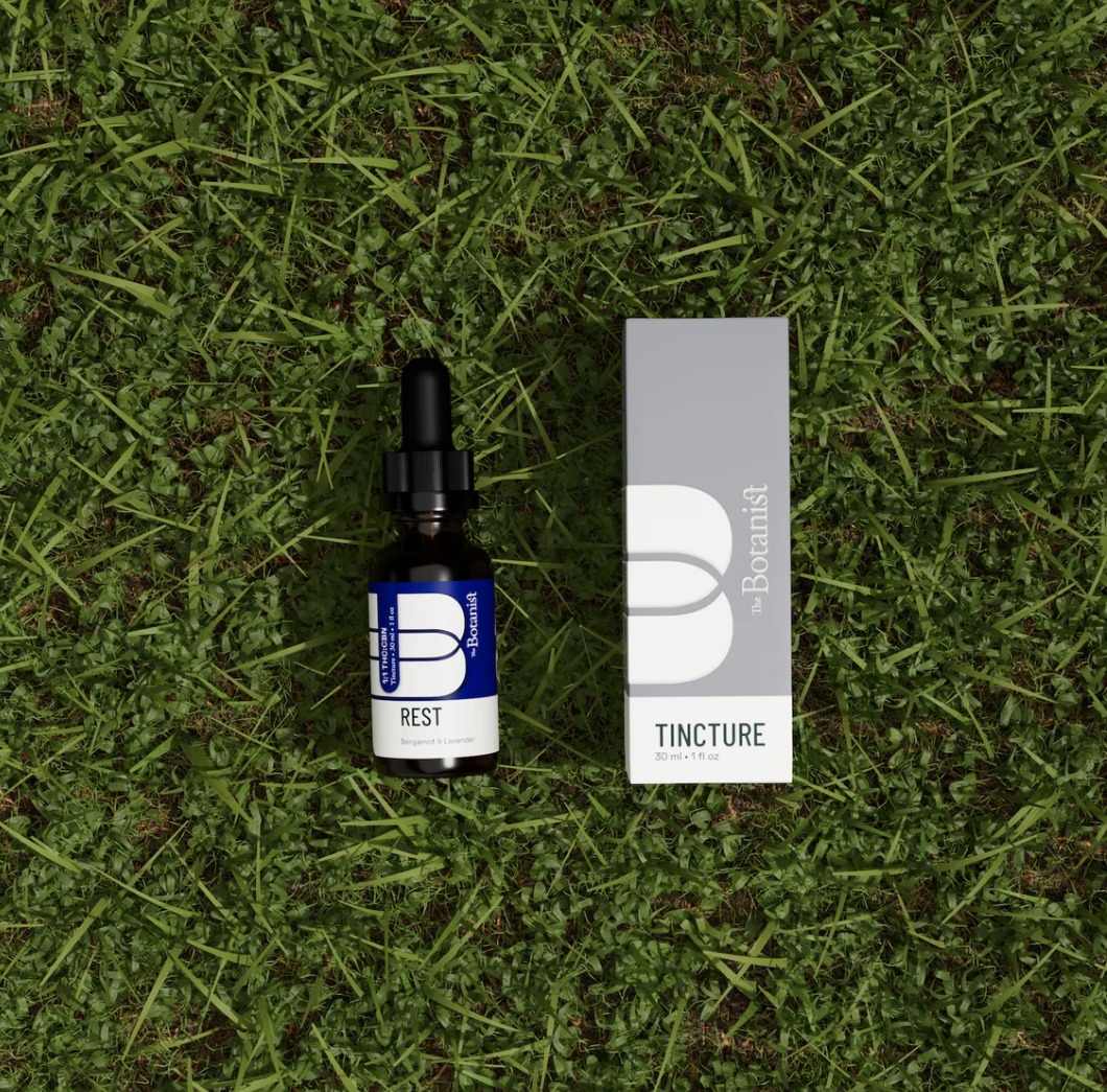 Photograph of product: 1:1 TH-oui:CBN 330mg