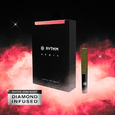 Photograph of product: RYTHM Strawberry Sour Diesel Infused 5pk