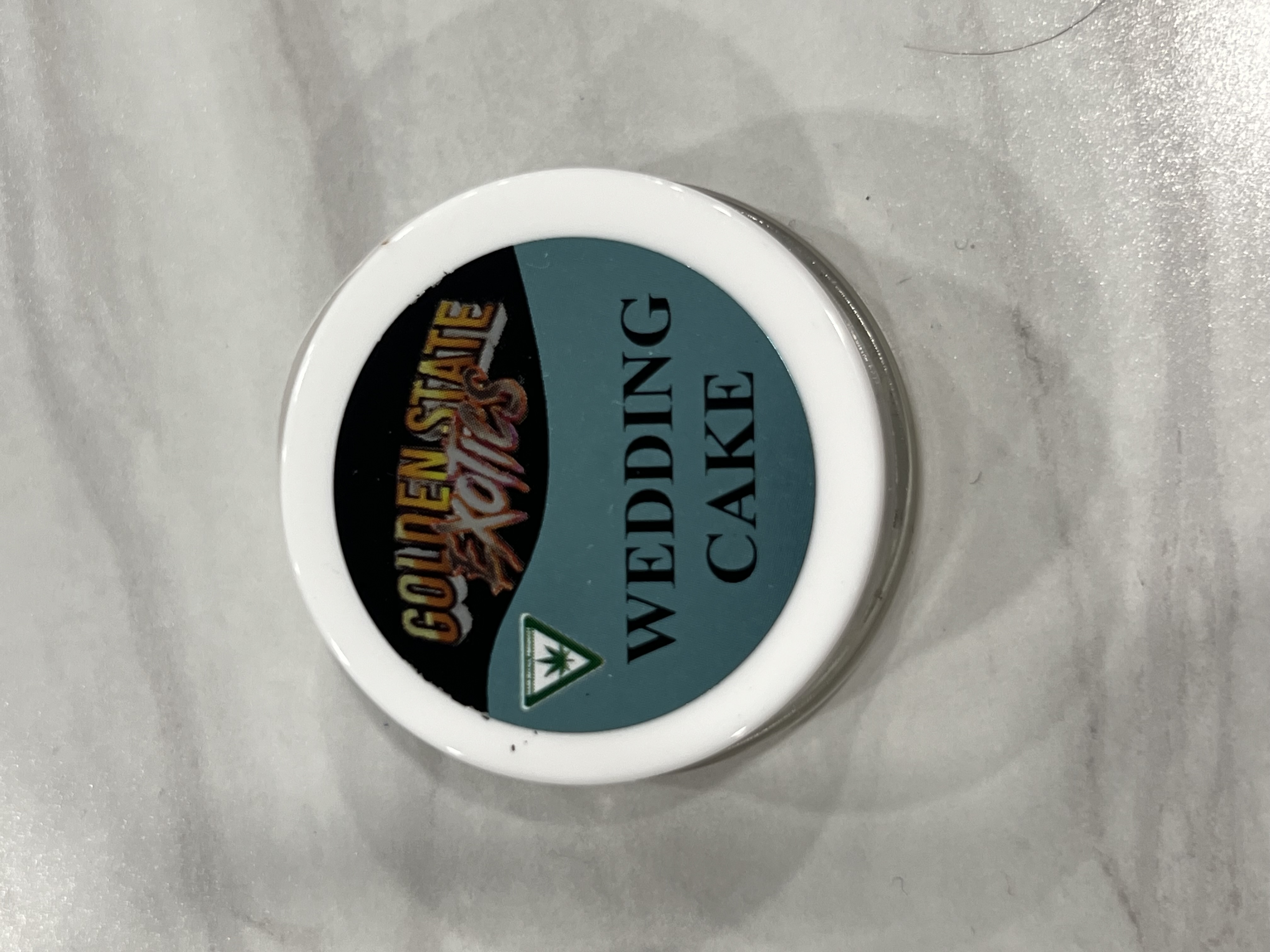 Photograph of product: Wedding Cake Live Resin