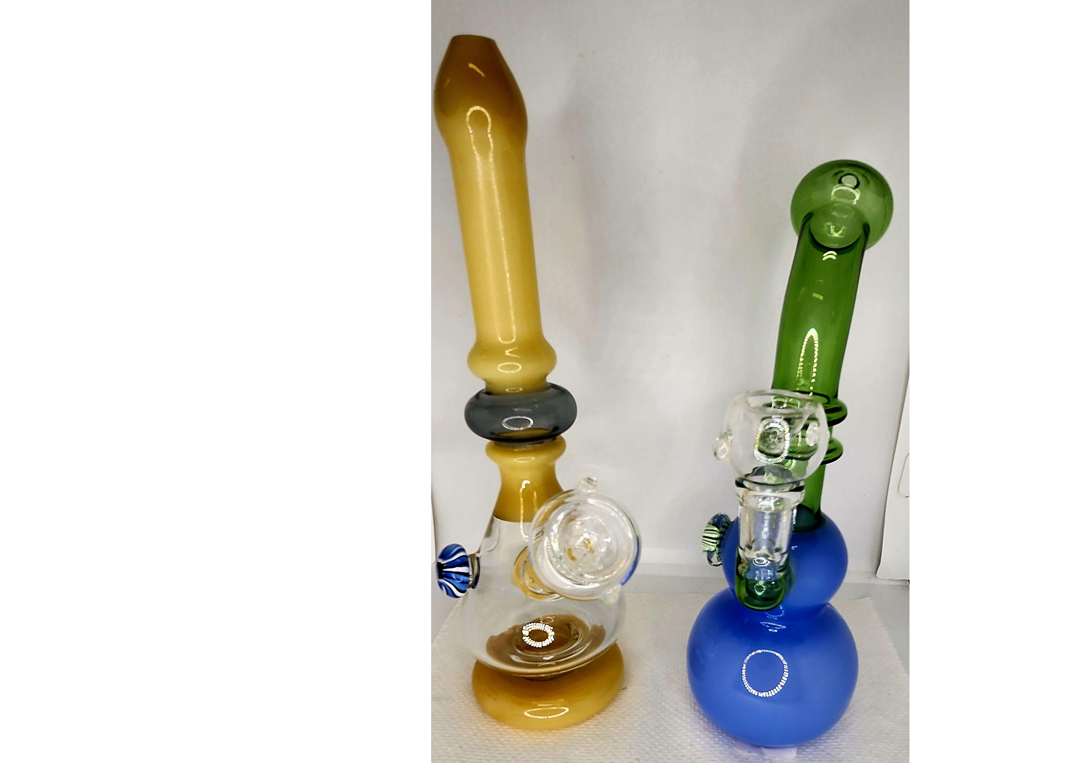 Photograph of product: BONG - MED