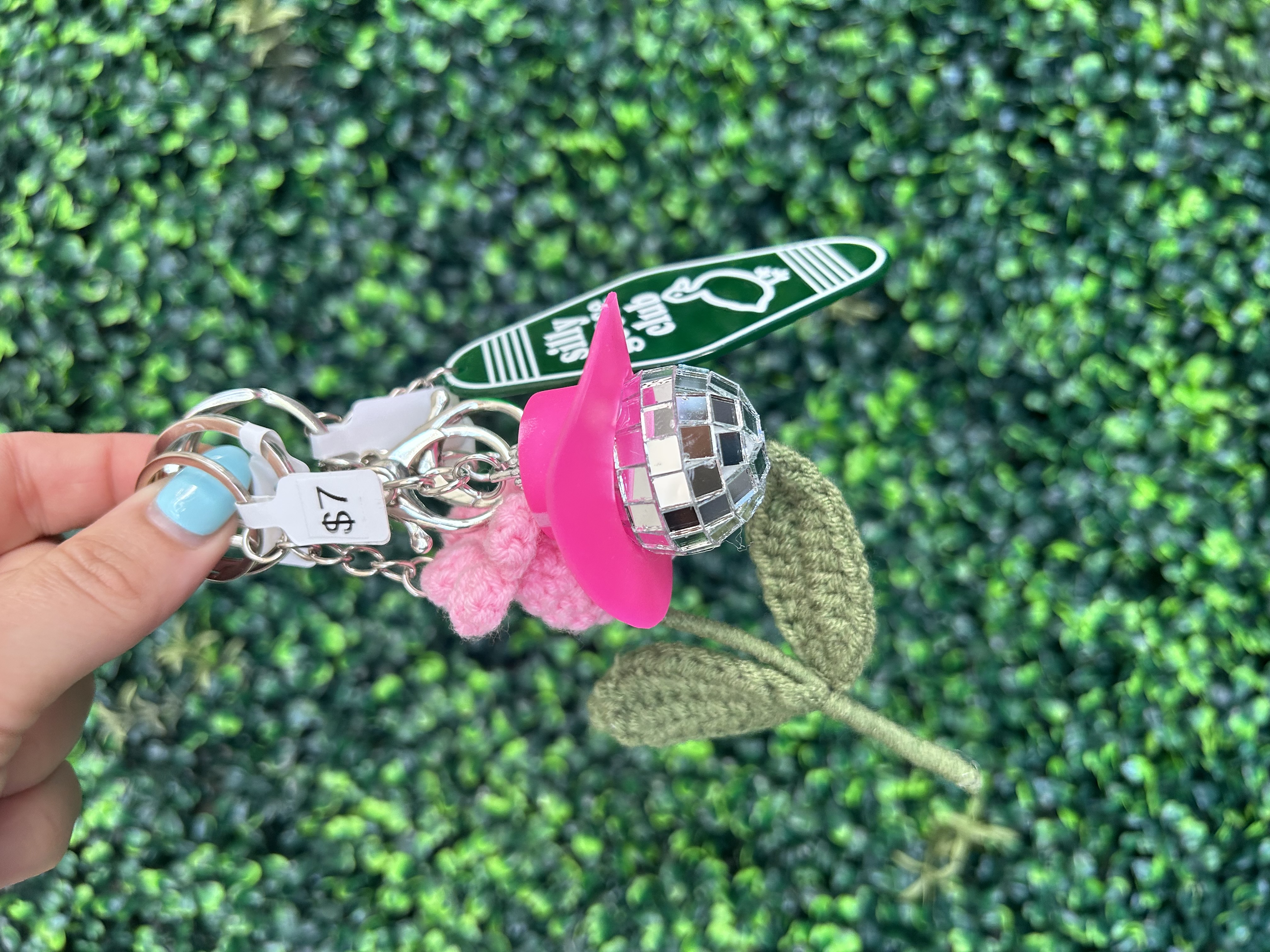Photograph of product: Keychains 7$