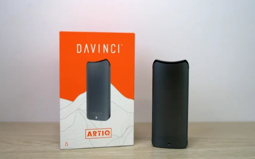 Photograph of product: DaVinci ARTIQ Battery Gray