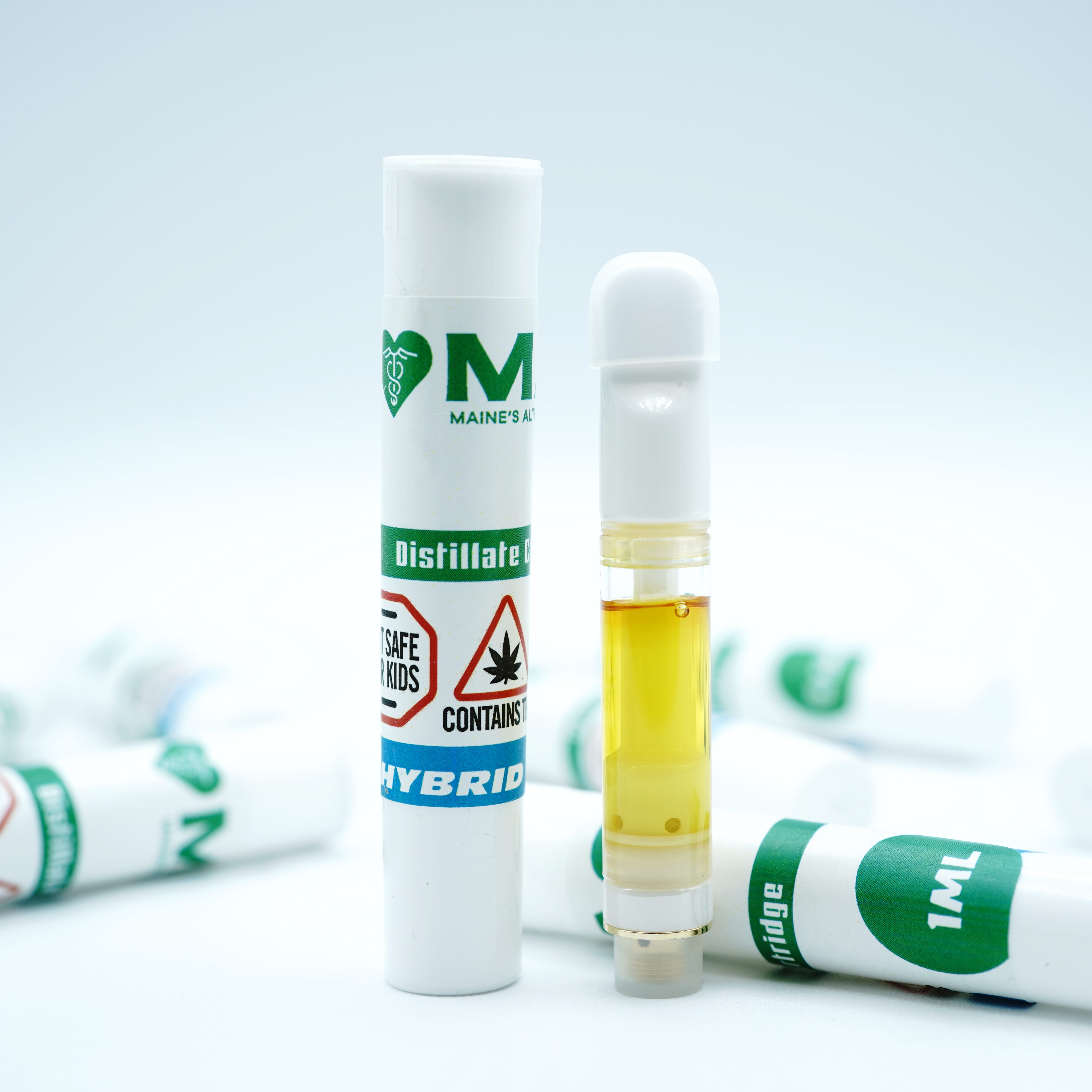 Photograph of product: MAC Wedding Cake Cart 1ml - Hybrid 1mL