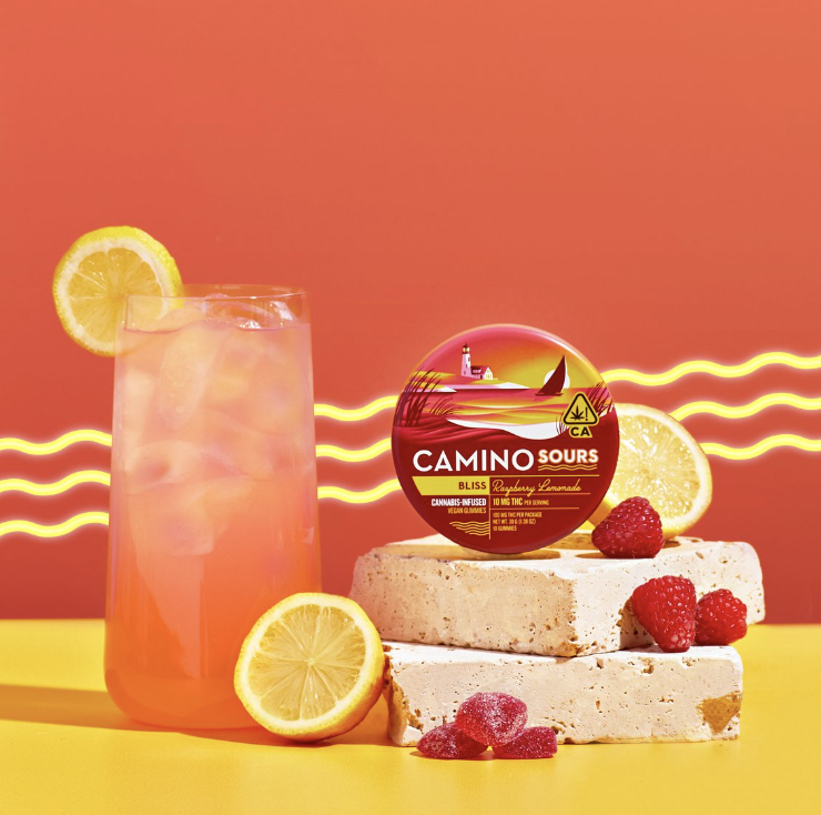 Photograph of product: Raspberry Lemonade - Camino Sours Gummies